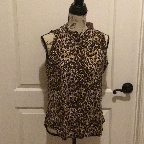 Amana Tops - NWT Leopard sleeveless blouse